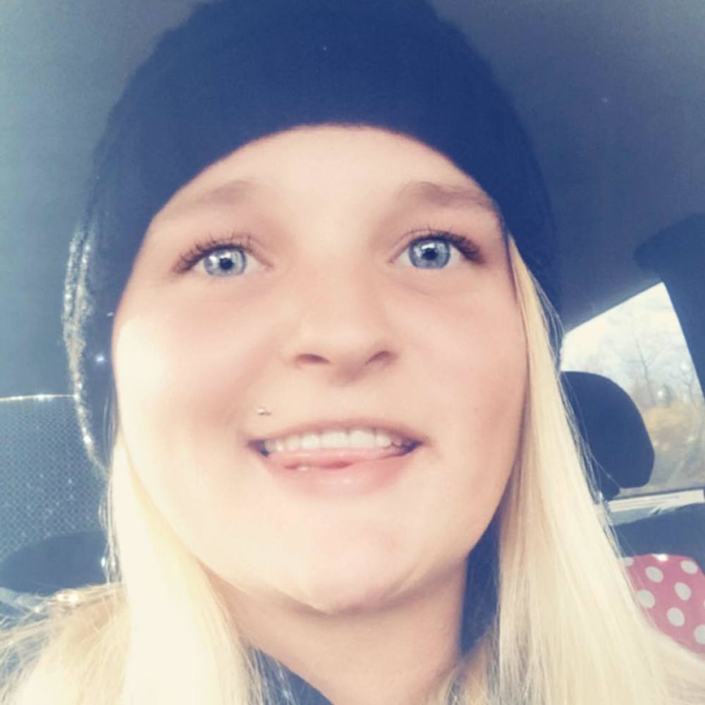 Meet your Posher, Carissa